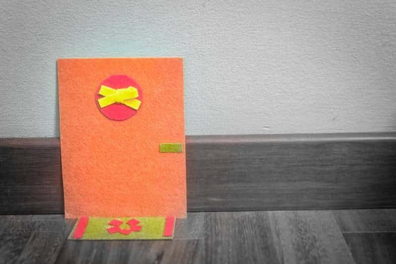 la porta degli elfi con solo tessuto